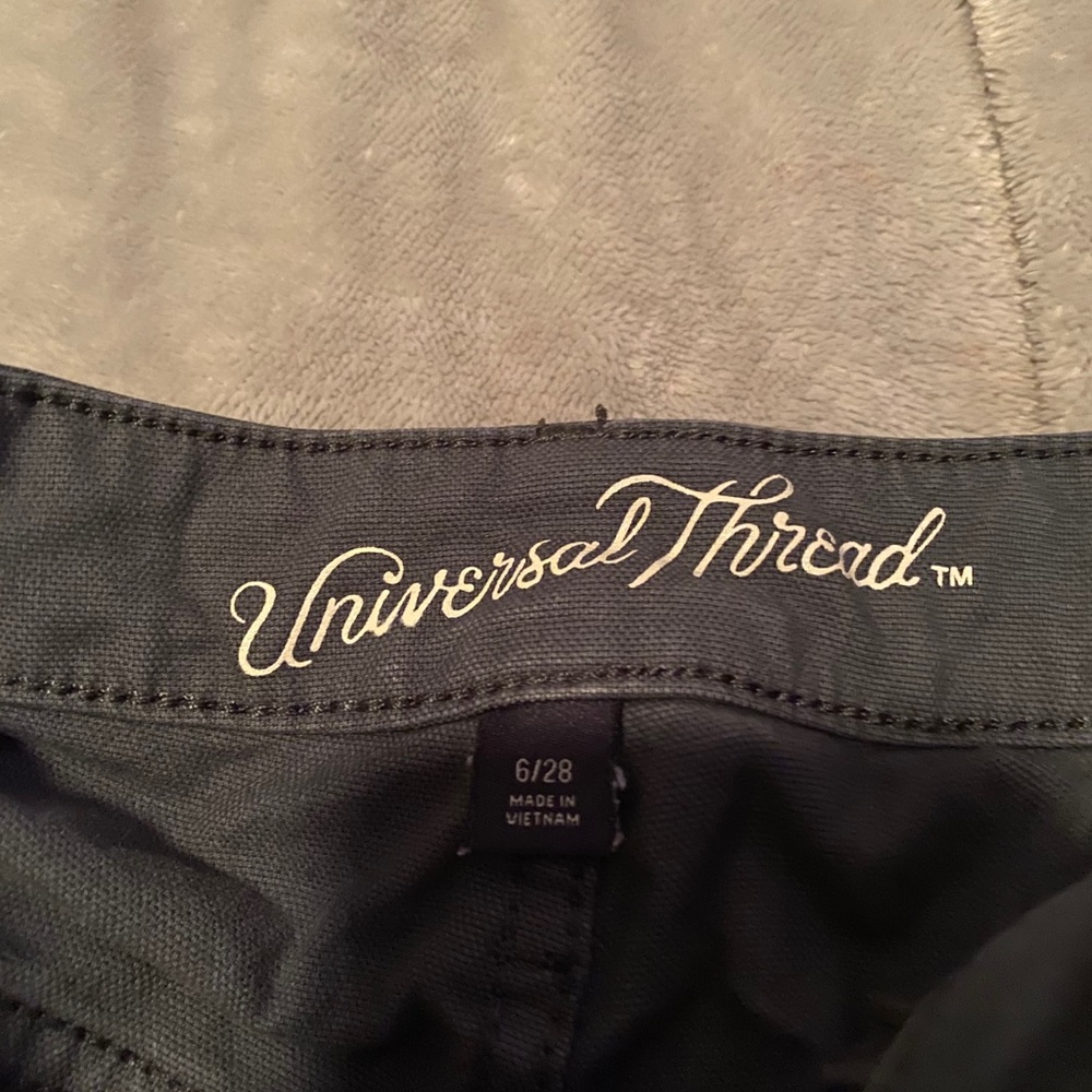 Shorts - Picture 2 of 3